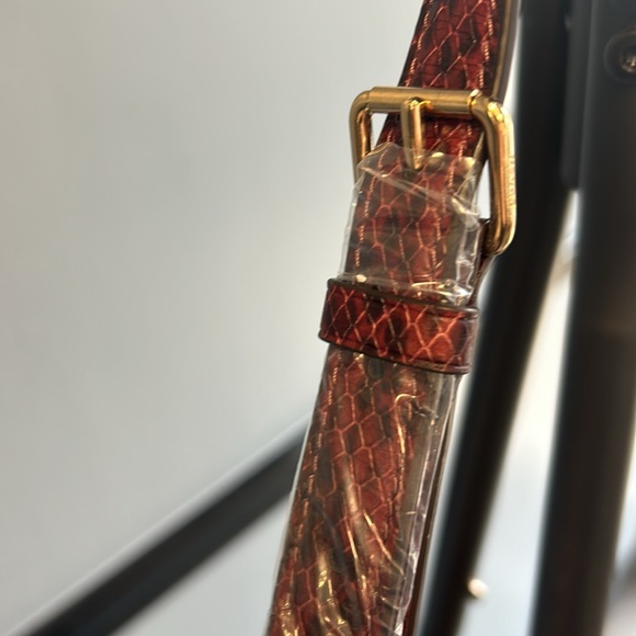 Coach crossbody - Picture 6 of 7